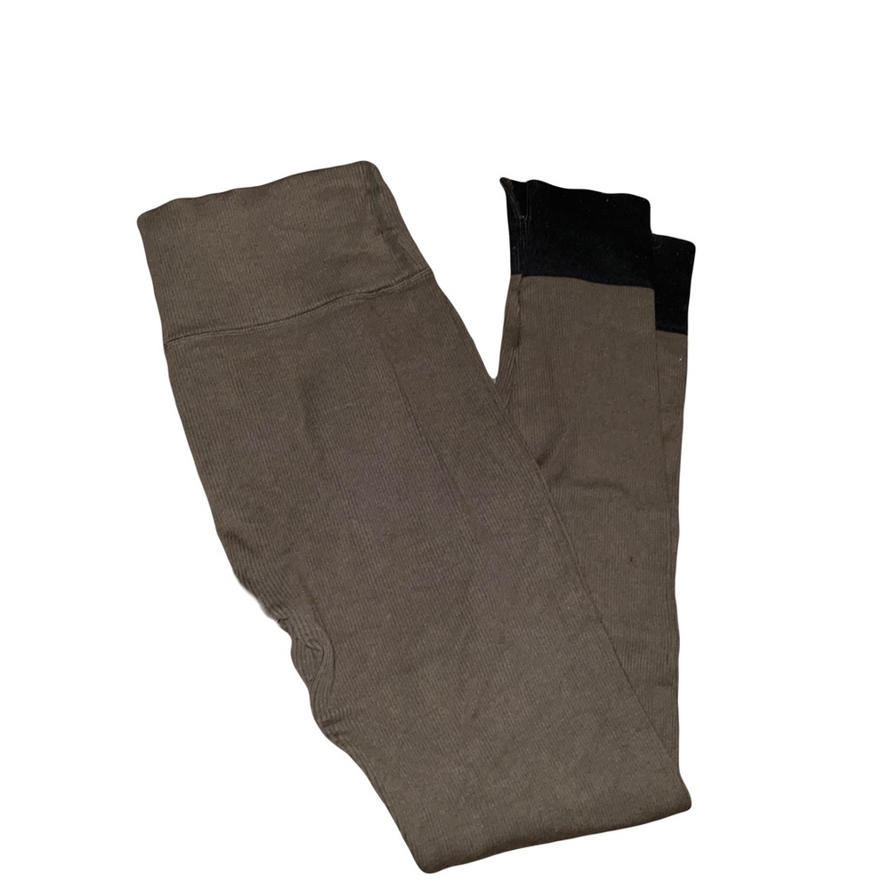 Fabletics Medium Dark Green Ribbed Leggings